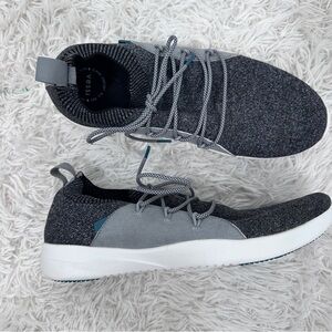 NWOB Vessi Men’s Cityscape Waterproof Shoes Size 11 Grey Sneaker Comfort